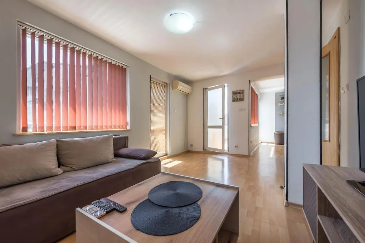 Cozy Space Near Grand Mall Varna Bulgaria