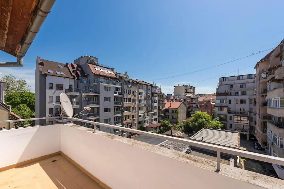 Apartment Cozy Space Near Grand Mall Varna Bulgaria