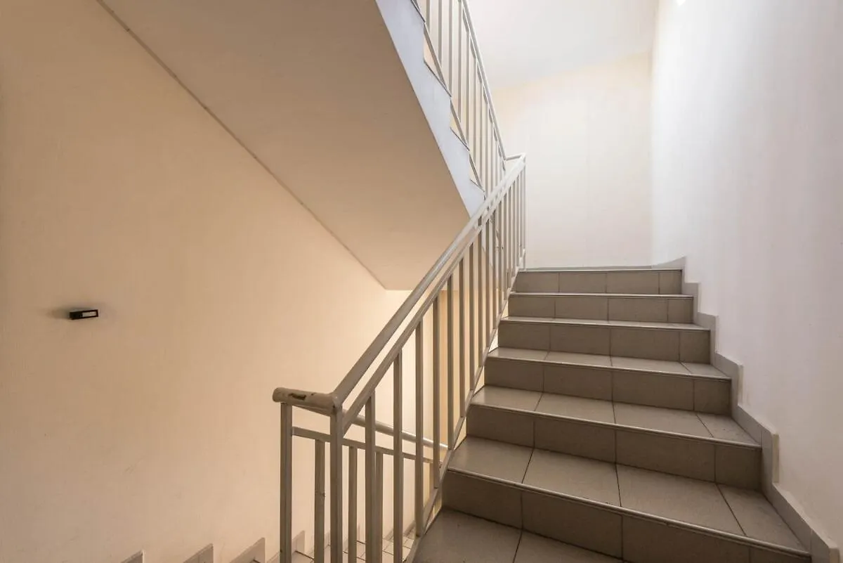 Cozy Space Near Grand Mall Varna